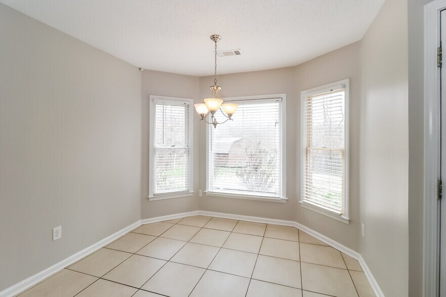 Building Photo - 141 Dudney Mead Cove