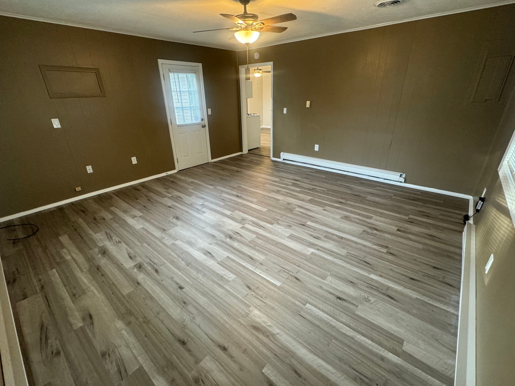 Building Photo - 96 N Halsey Rd