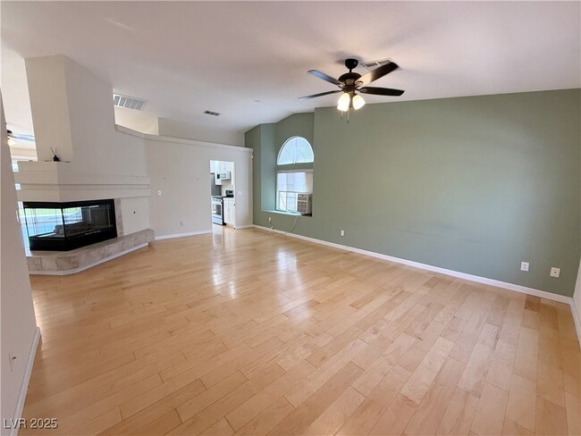 Building Photo - 3744 Crescent Canyon St