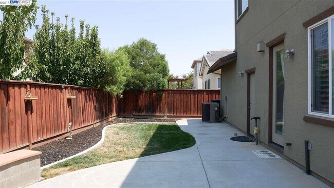 Building Photo - Coming Soon! Mountain House-A Commuter's D...