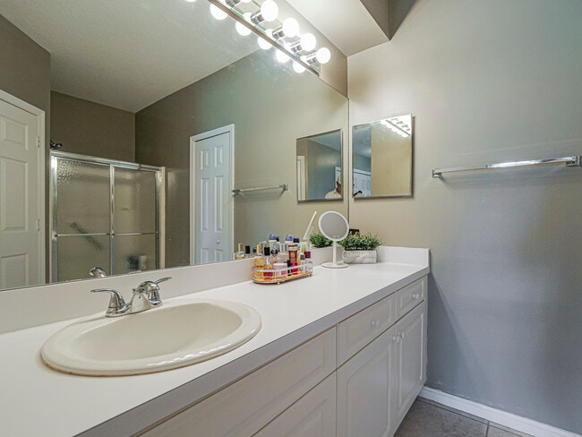 Building Photo - 235 Grand Royale Cir