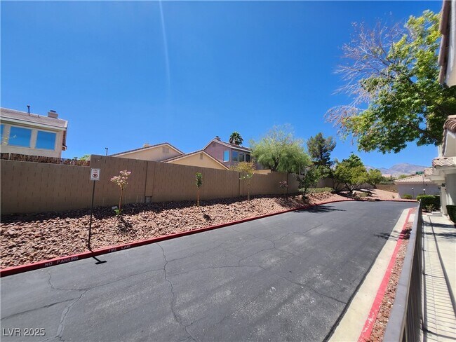 Building Photo - 1500 Ruby Cliffs Ln