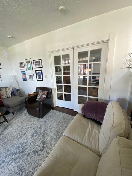 Building Photo - 2956 Espy Ave