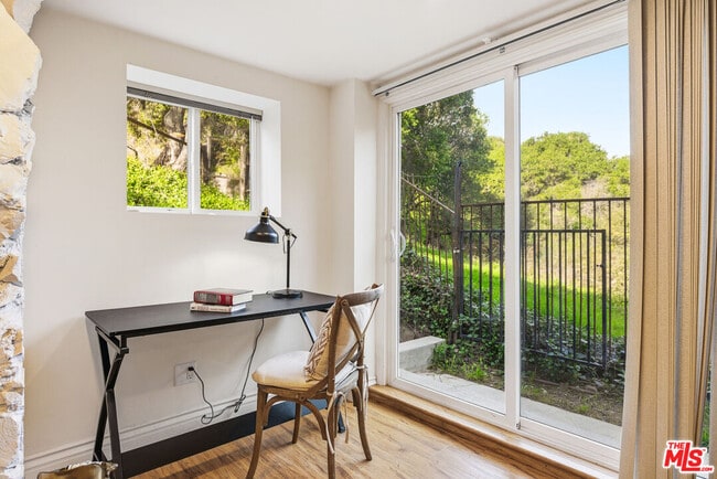 Building Photo - 19511 Sunken Trail