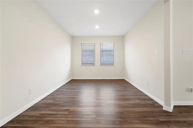 Building Photo - 5509 Brentlawn Dr