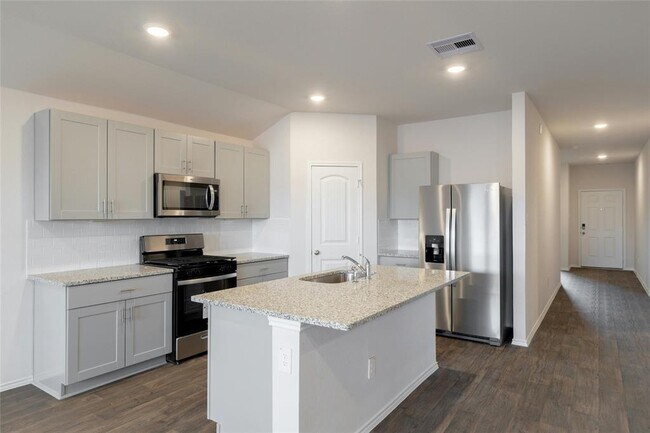 Building Photo - 314 N Richland Dr