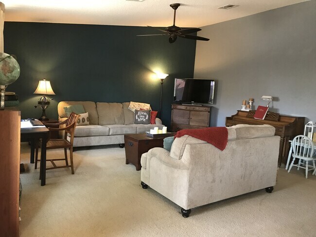 Building Photo - Ocotillo 4 Bedroom Pool Home for Rent