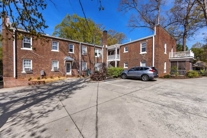 Building Photo - 2101 Kirkwood Ave