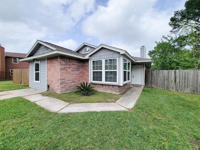 Building Photo - 15814 Murrelet Ct