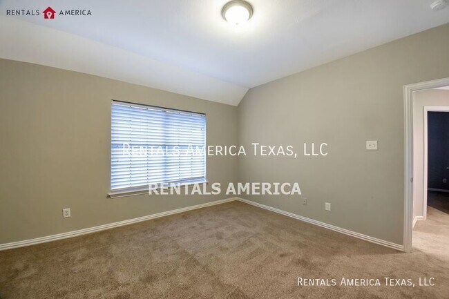 Building Photo - Villas at Suncreek, Allen! Beautiful 5 Bed...