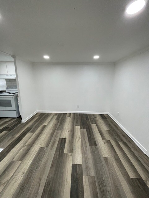 Building Photo - 1214 La Vega St