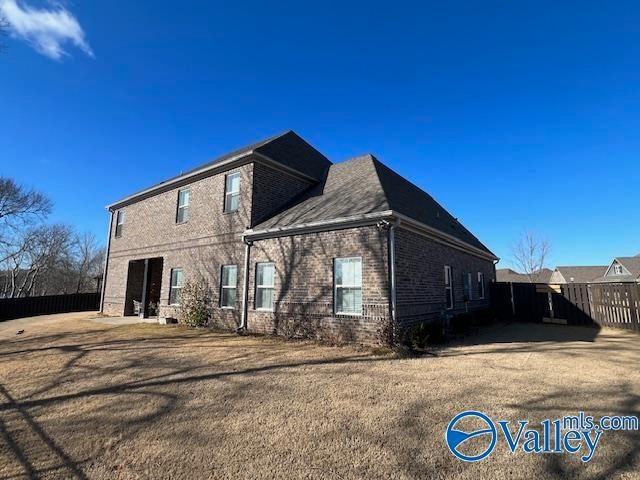 Building Photo - 101 Willow Lake Cir SW