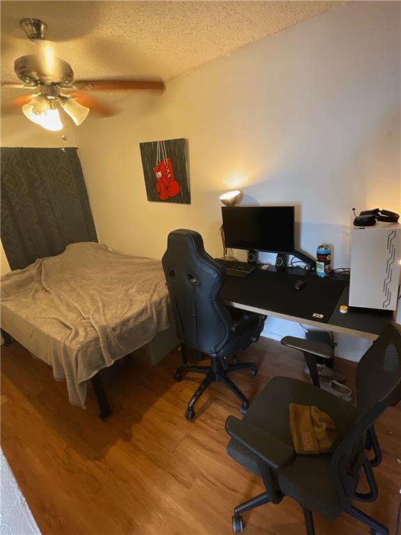 Building Photo - 1011 W 23rd St