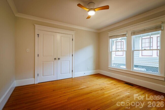 Building Photo - 435 Walnut Ave