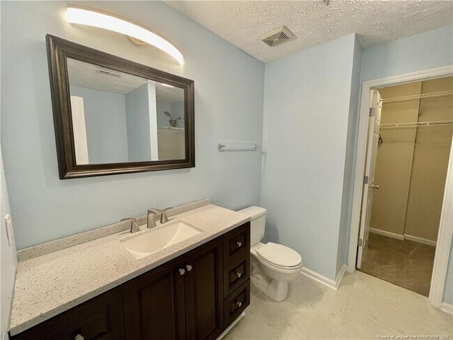 Building Photo - 350 Bubble Creek Ct
