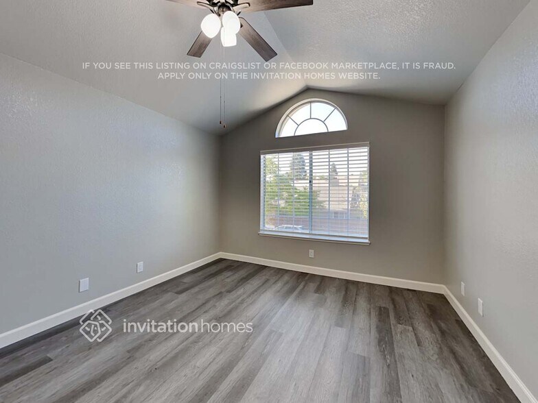 Building Photo - 4052 Tawny Meadow Way