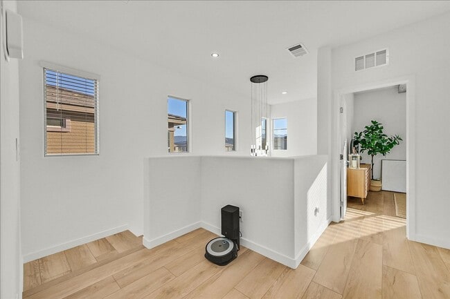 Building Photo - Luxury Summerlin West 4-Bedroom Home!