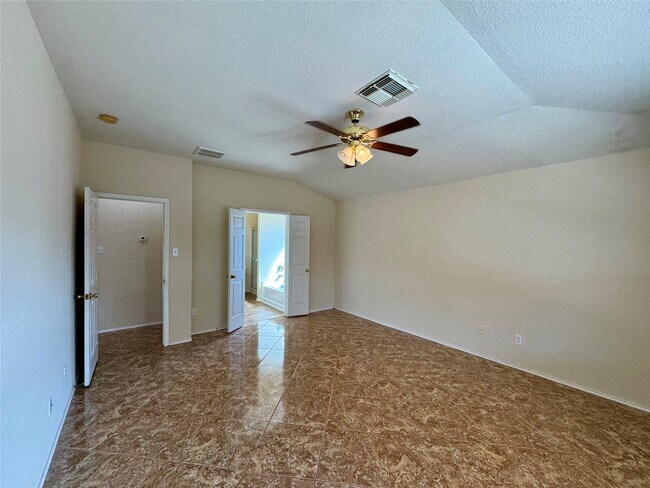 Building Photo - 8607 Sunny Gallop Dr