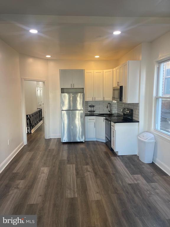 Building Photo - 537 E Tulpehocken St