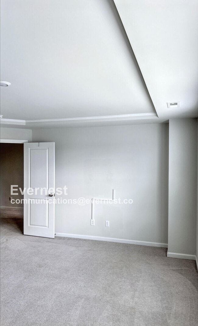 Building Photo - 6529 Mezzo Ln
