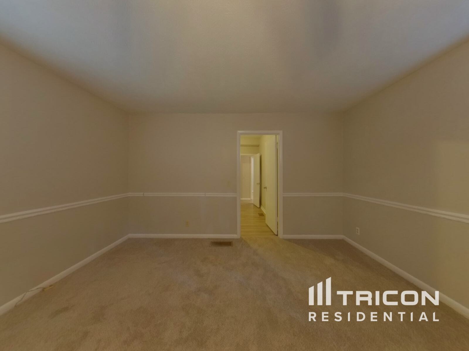 Building Photo - 2087 Meadowbrook Dr SW