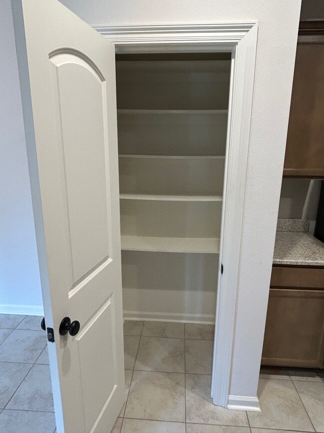 Building Photo - 42176 Cat Tail Rd