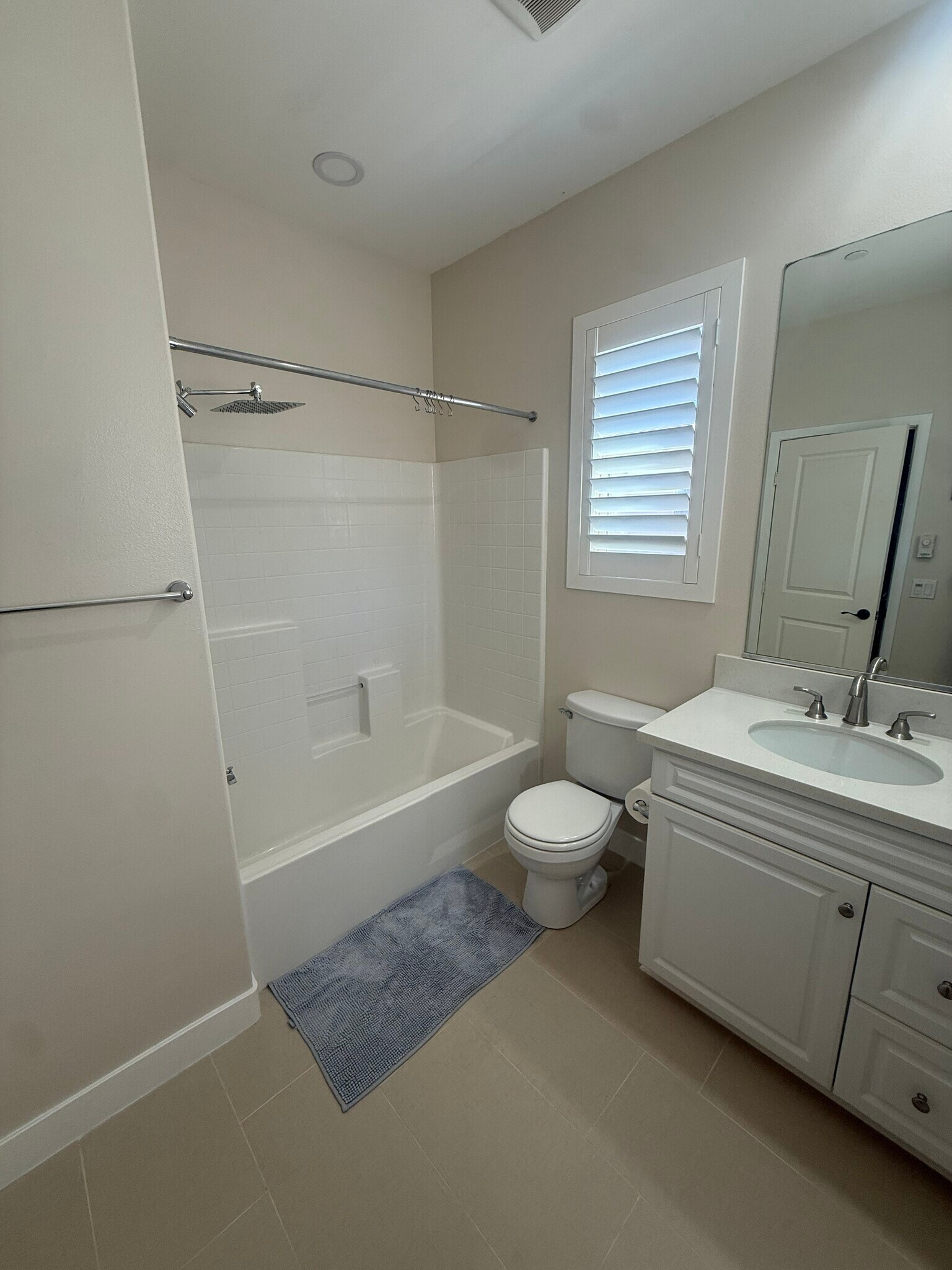 Building Photo - 21725 Bene Dr