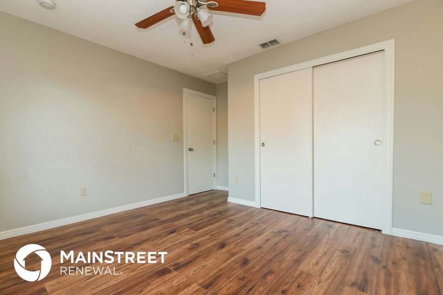 Building Photo - 8318 Colma St