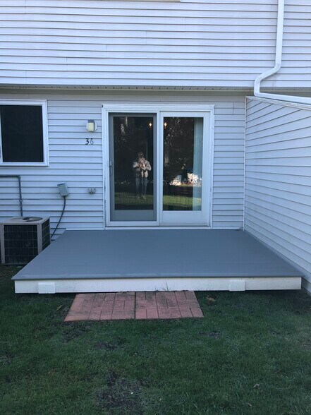 Private Deck - 777 Middle Rd