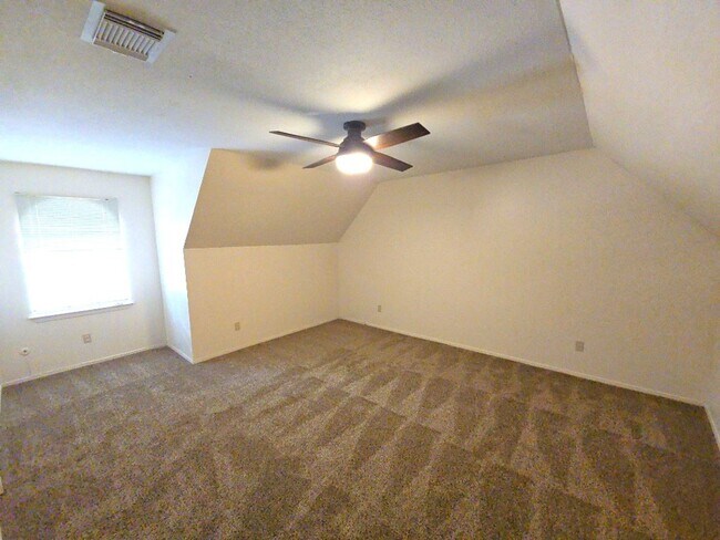 Building Photo - 12702 Ravensway Dr