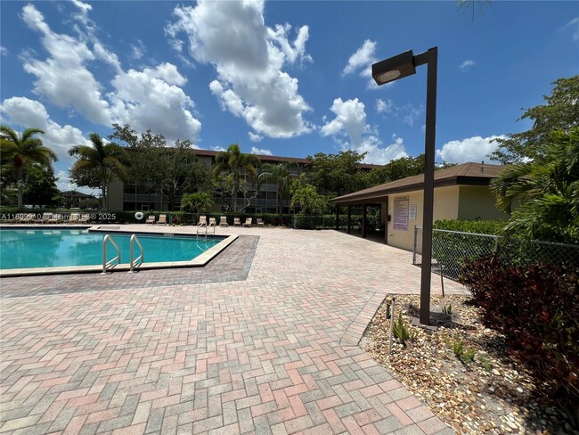 Building Photo - 801 SW 133rd Terrace
