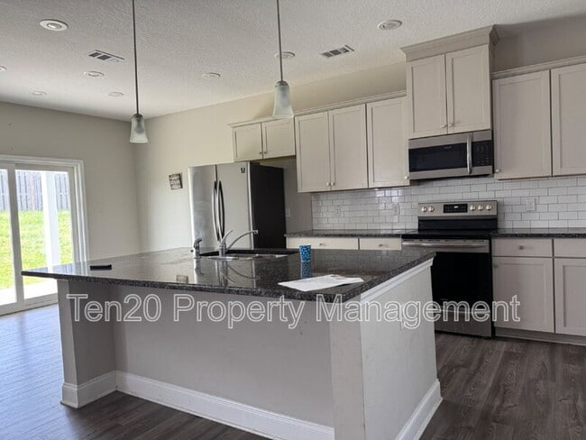 Building Photo - 362 Red Oak Pl