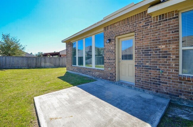 Building Photo - 19202 Presa Canyon Dr