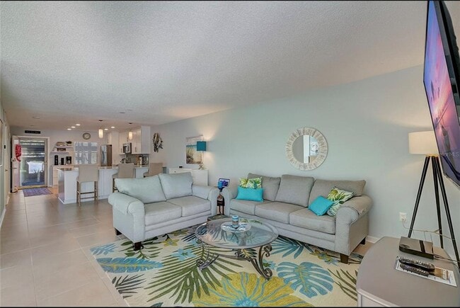 Building Photo - 4518 Garnet Dr