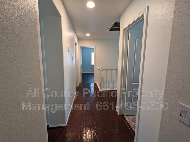Building Photo - 28933 Mirada Circulo