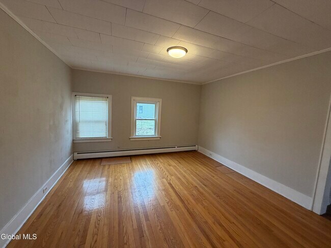 Building Photo - 102 Main Ave