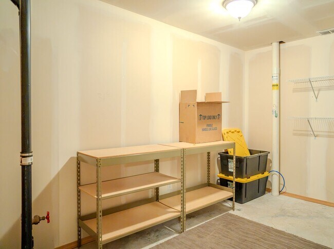 Building Photo - 217 Coho Rd