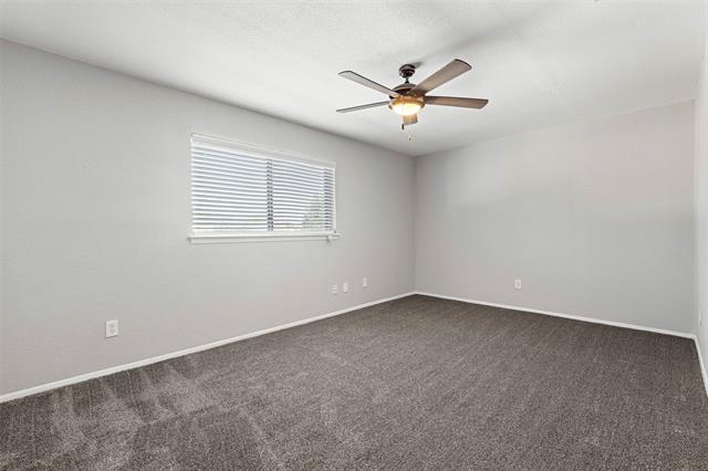 Building Photo - 901 Pyramid Dr