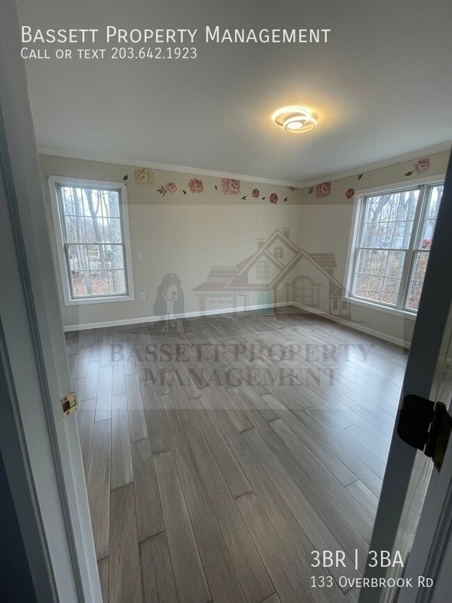 Building Photo - 133 Overbrook Rd