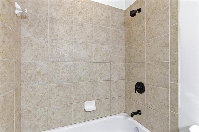 Building Photo - 740 Liberty Commons Dr NW