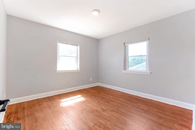 Building Photo - 2600 Arvin St