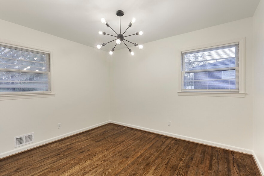 Building Photo - 4332 Rob Roy Ln