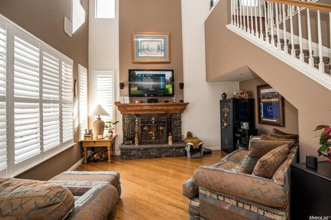 Building Photo - Convenient 3 Bed Home in Sycamore Ranch, Woodland, Near Bel Air Market & Pioneer High