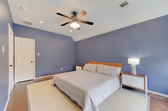 Building Photo - 14434 Tivoli Dr