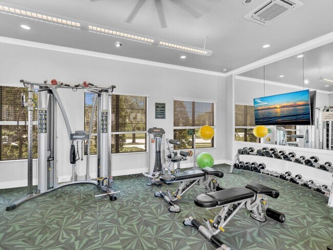 Building Photo - 4708 Saddle Ranch Rd