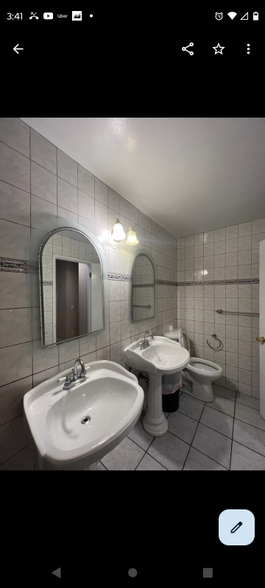 Building Photo - 215 Dennis Dr