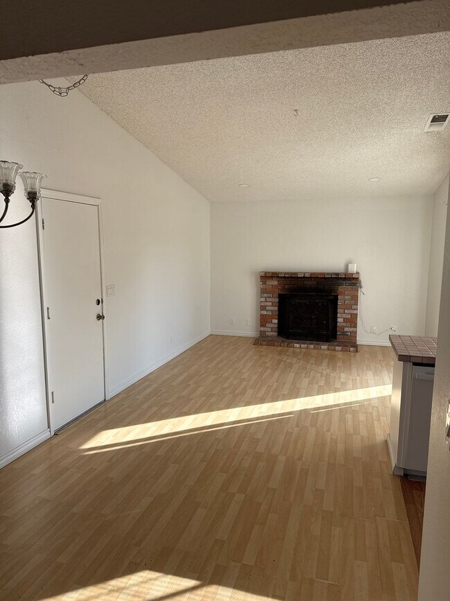 Building Photo - Affordable living