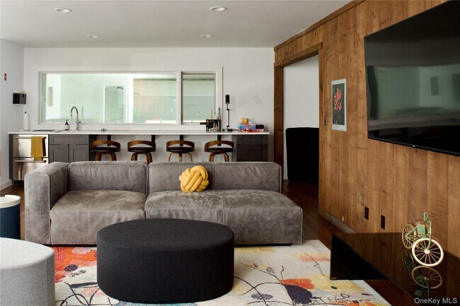 Building Photo - 107 Cold Spring Rd