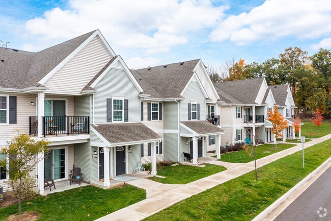 Building Photo - Lakeshore Village Apartments