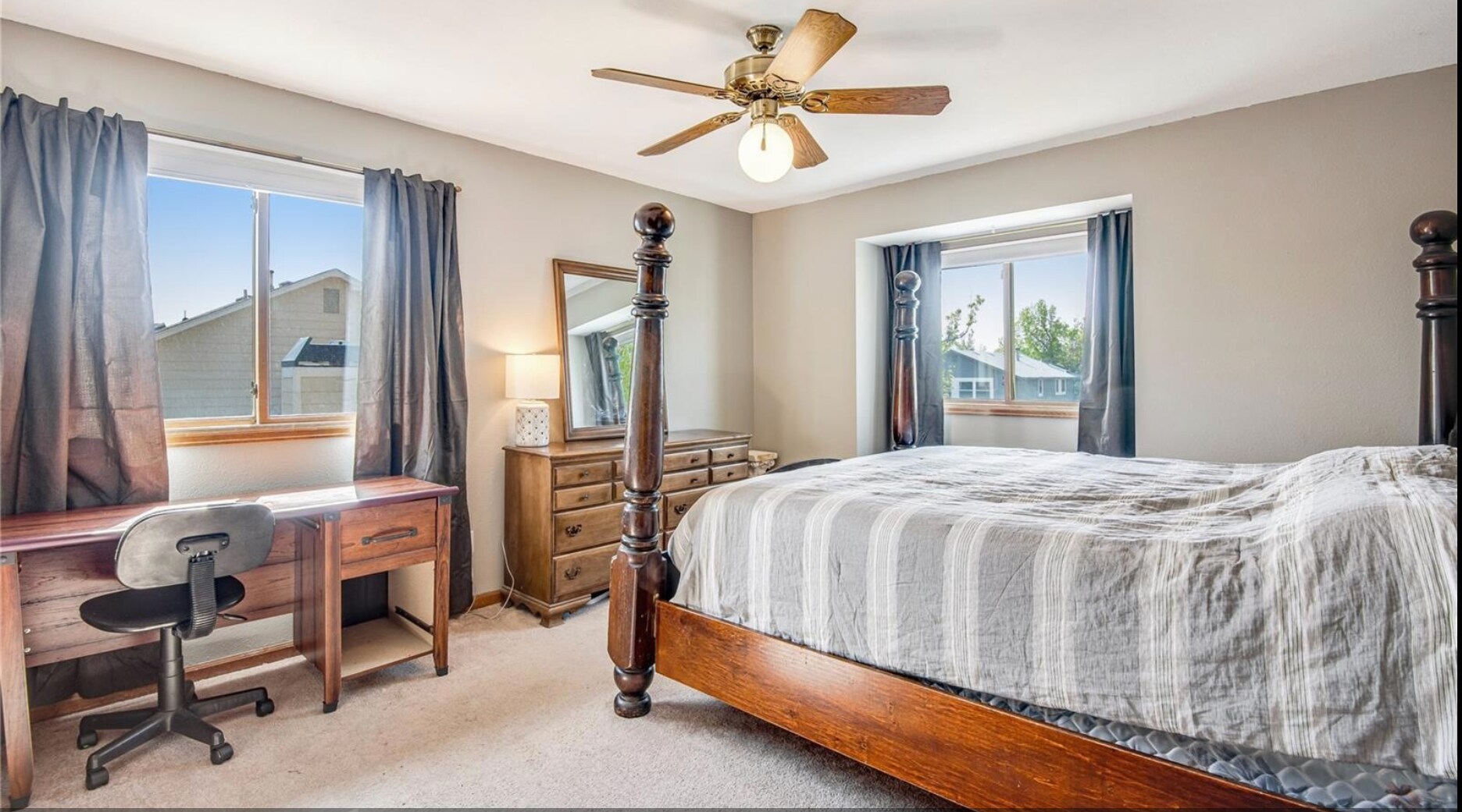 Building Photo - 8261 W Portland Ave